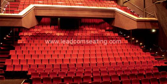 leadcom seating auditorium seating installation Theater de Voorveghter 1